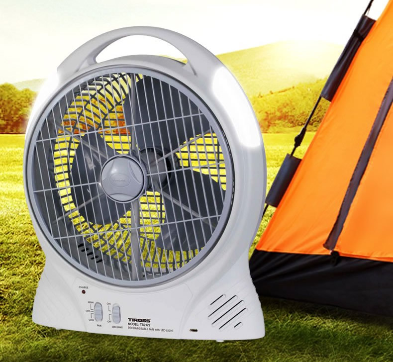 Quạt đèn tích sạc điện tại TP Vinh Nghệ An